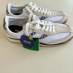 Tretorn Ortholite Leather Sneakers NWT